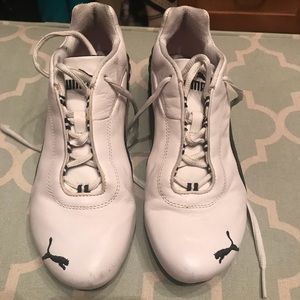 Puma leather sneakers 👟